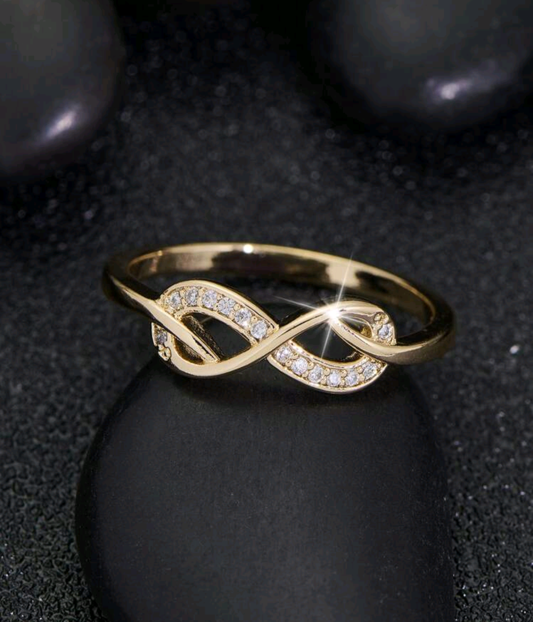 Дамски Пръстени от Медицинско Злато: Достъпният Лукс от Zlatobulgaria.bg