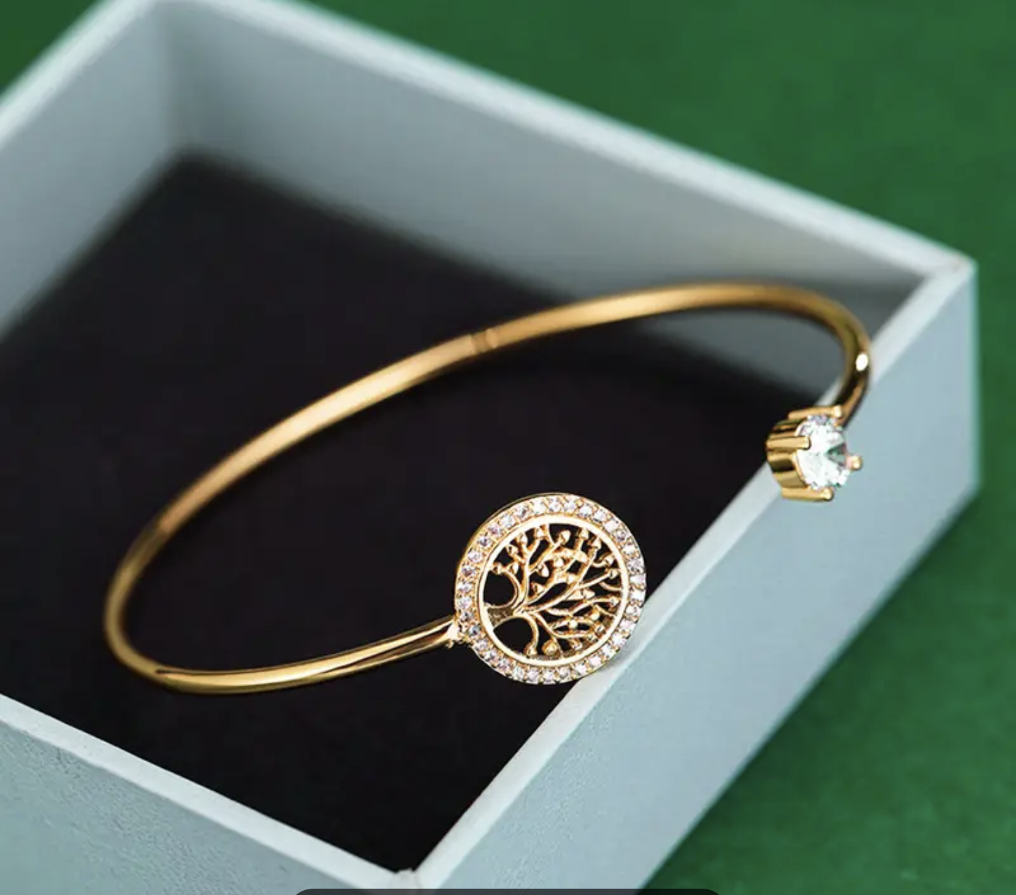 Златна гривна дървото на живота . Намалена цена!