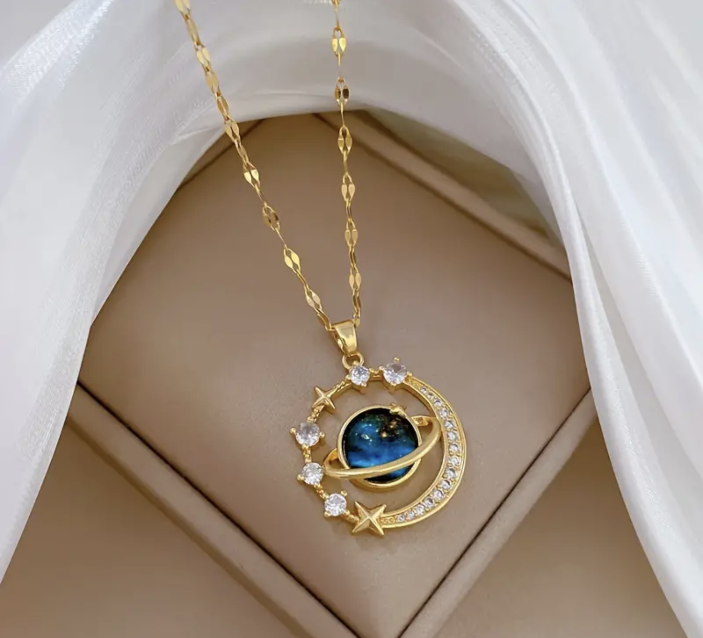 Златно дамско колие луна/синьо око против уроки
