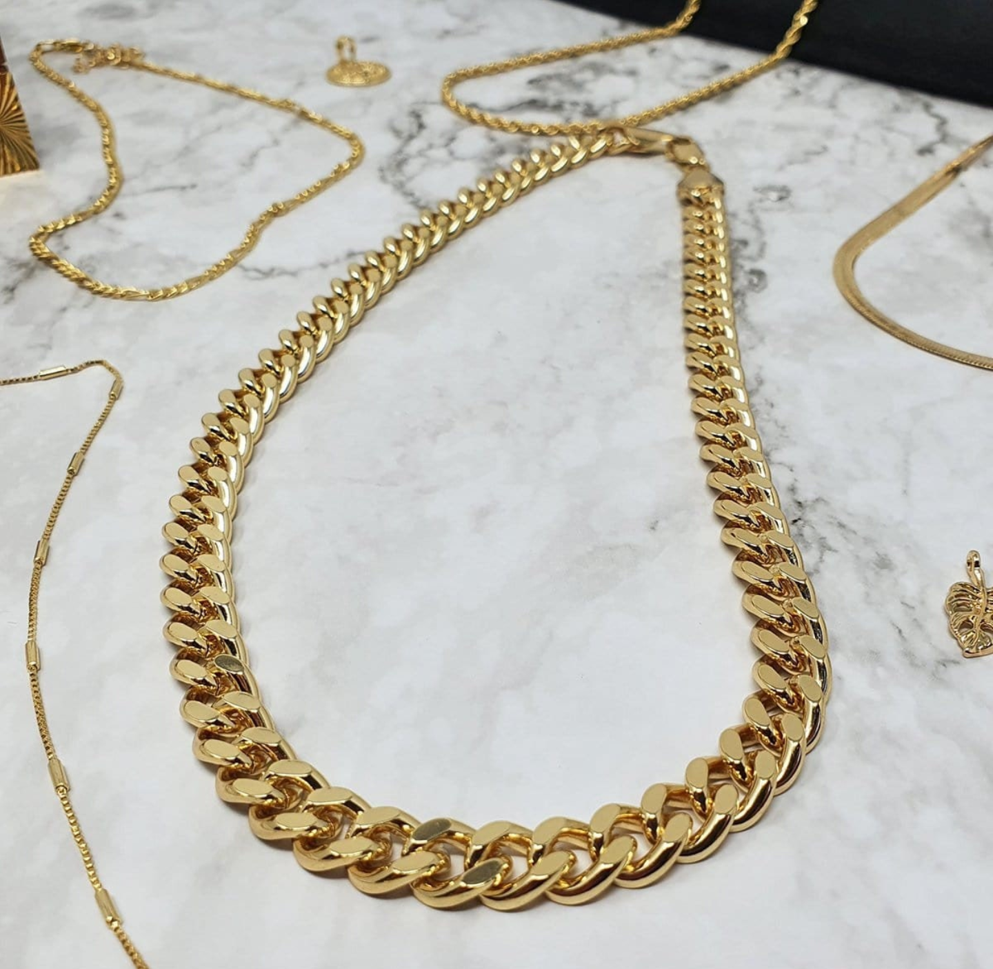 Масивен ланец 60 гр от медицинско злато (мед.стомана)