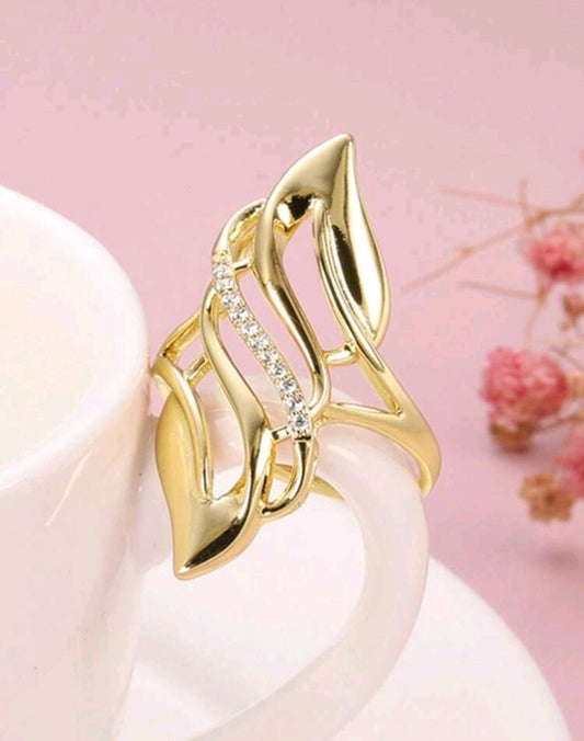 Златен официален дамски пръстен