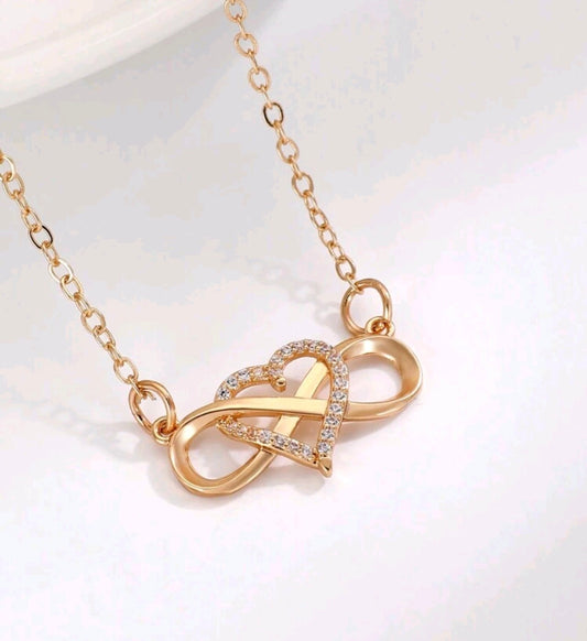 Златно дамско колие с висулка безкрайност. Обява номер 12