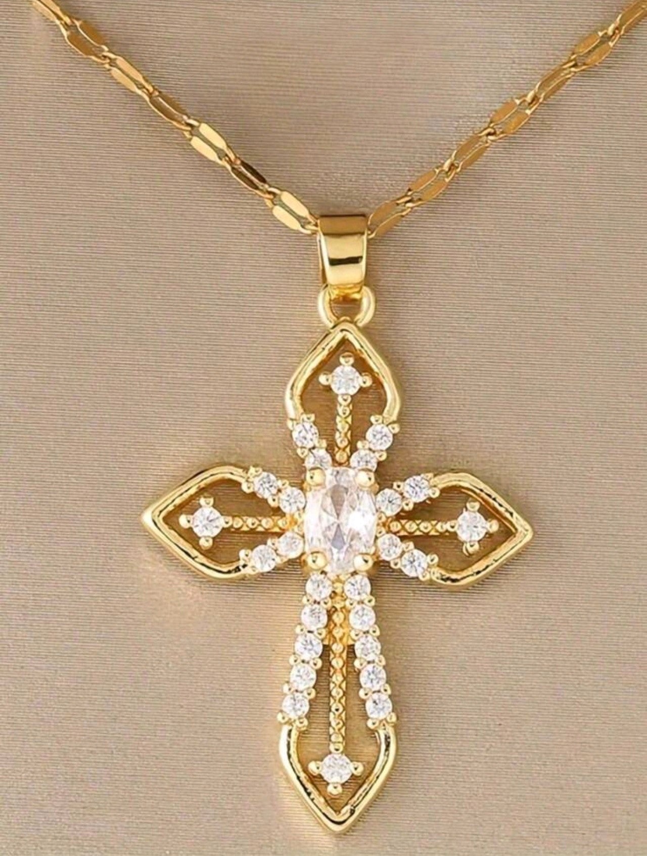 Златно ланче с кръстче обява номер 44