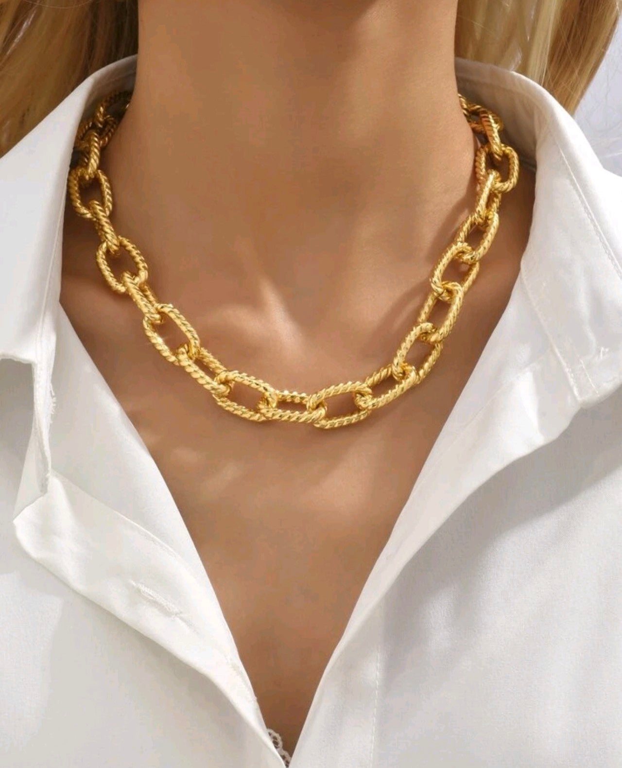 Масивен златен дамски ланец 30 грама. Обява номер 71