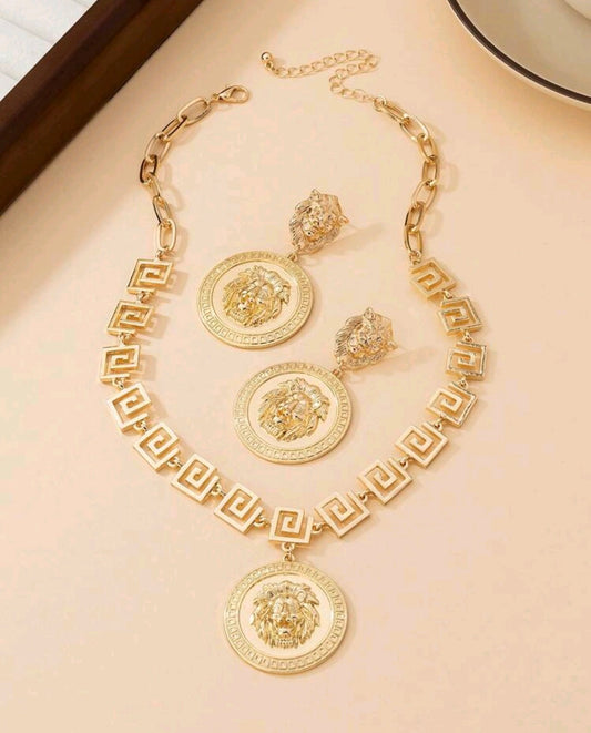 Златен дамски комплект версаче колие + обеци. Обява номер 111