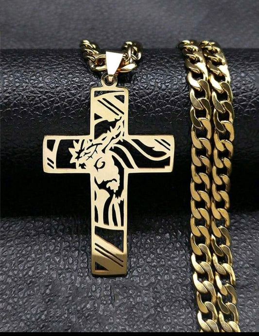 Златен ланец с кръст Исус. Номер на обявата 109