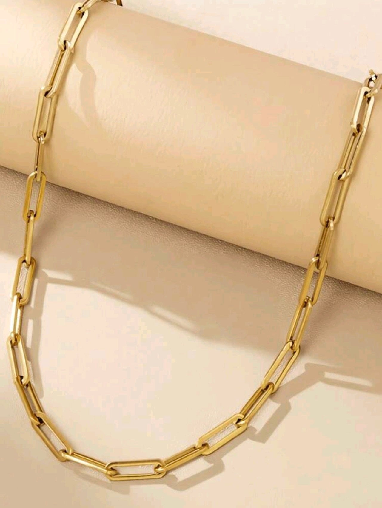 Златен ланец плетка верижка. Изработен е от медицинско злато. Обява номер 50. Дължина 45см