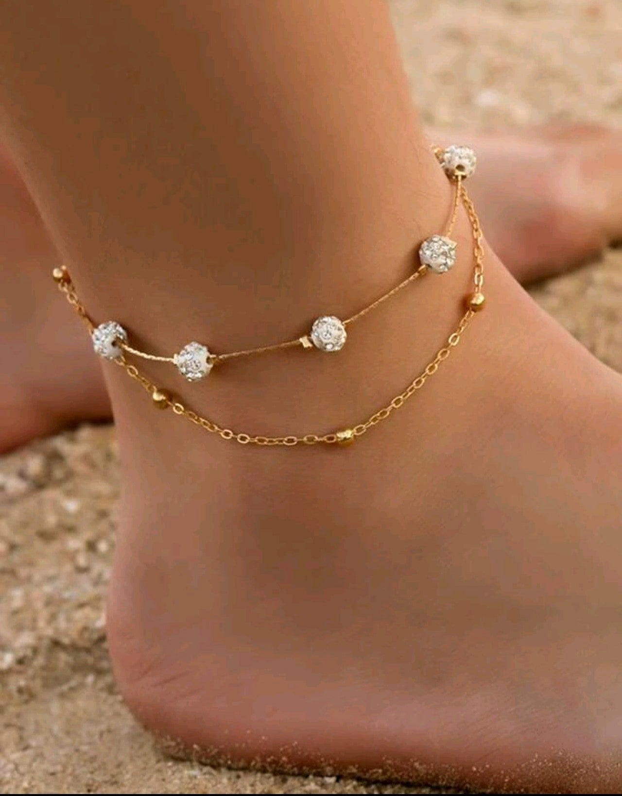 Златна дамска гривна за крак (глезен)
