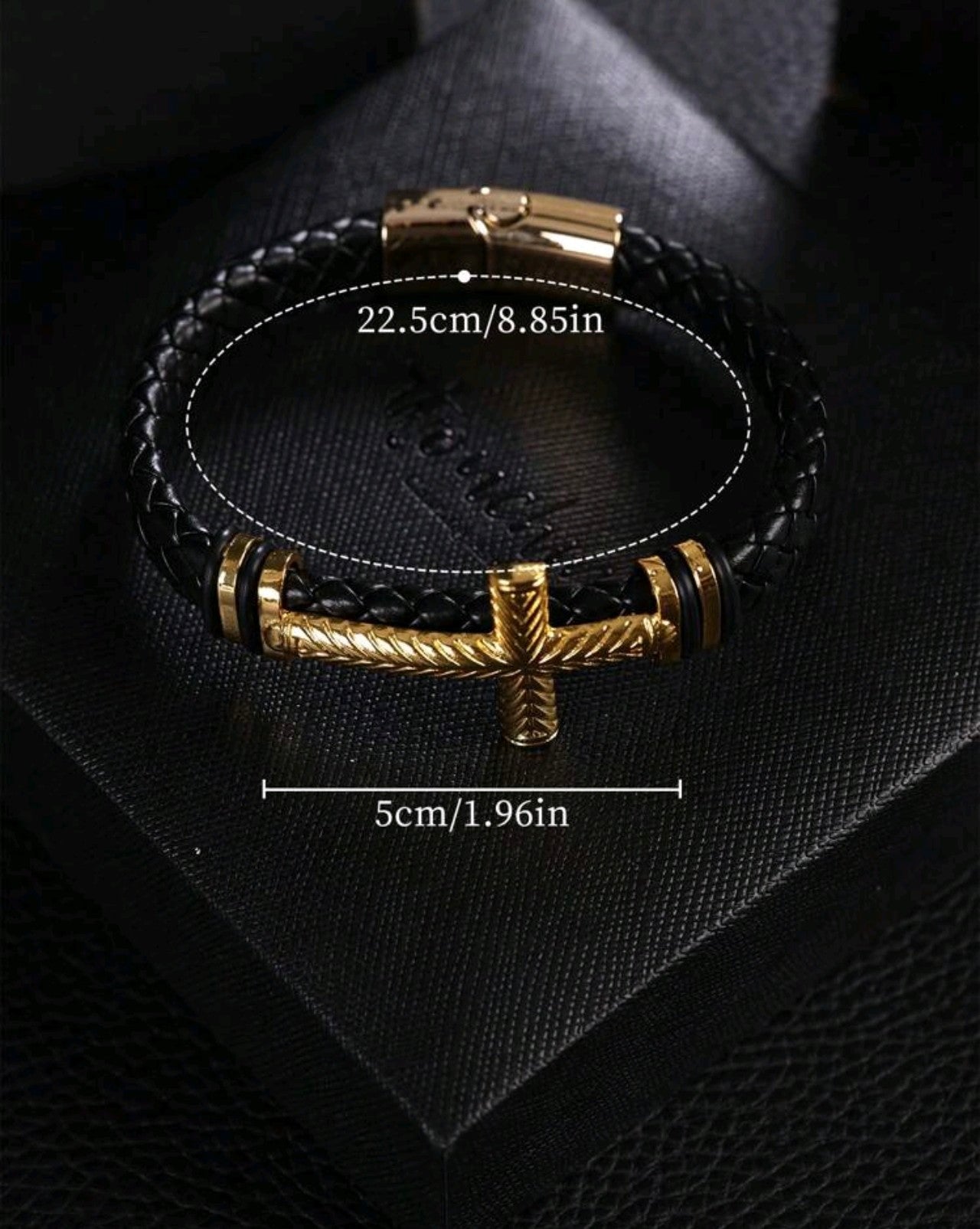 Модерна гривна унисекс с кръстче смесица от кожа и медицинско злато. Обява номер 19