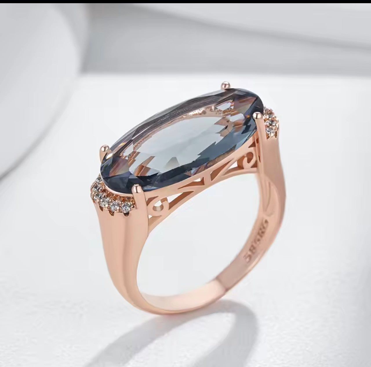 Пръстен „Кралски изгрев“ печат 585!