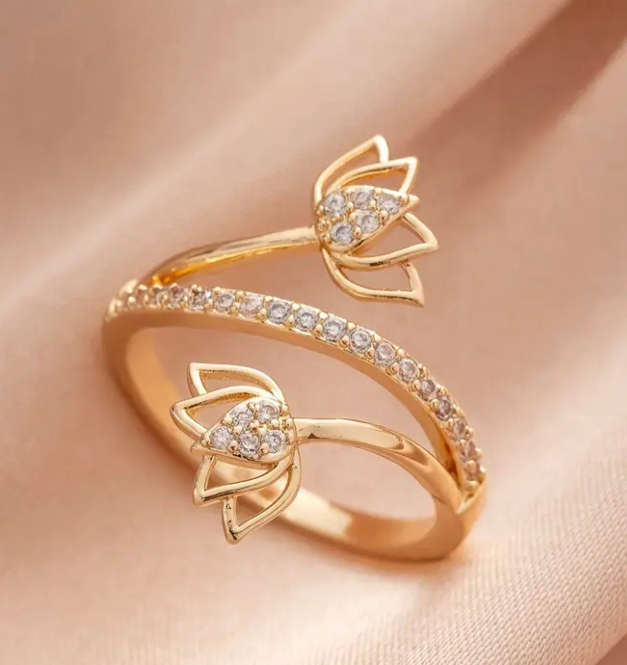 Златен дамски пръстен лале. Обява номер 45