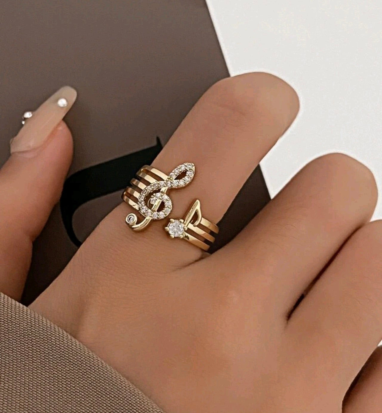 Златен дамски пръстен нота. Обява номер 7