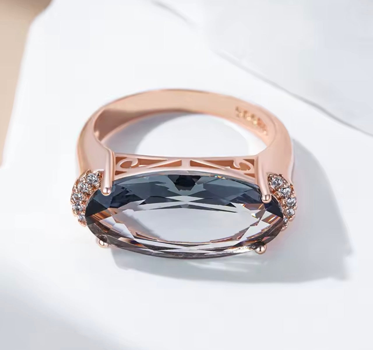 Пръстен „Кралски изгрев“ печат 585!