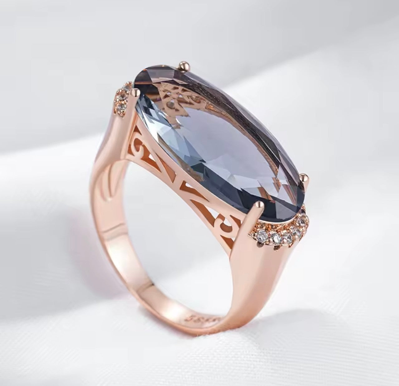 Пръстен „Кралски изгрев“ печат 585!