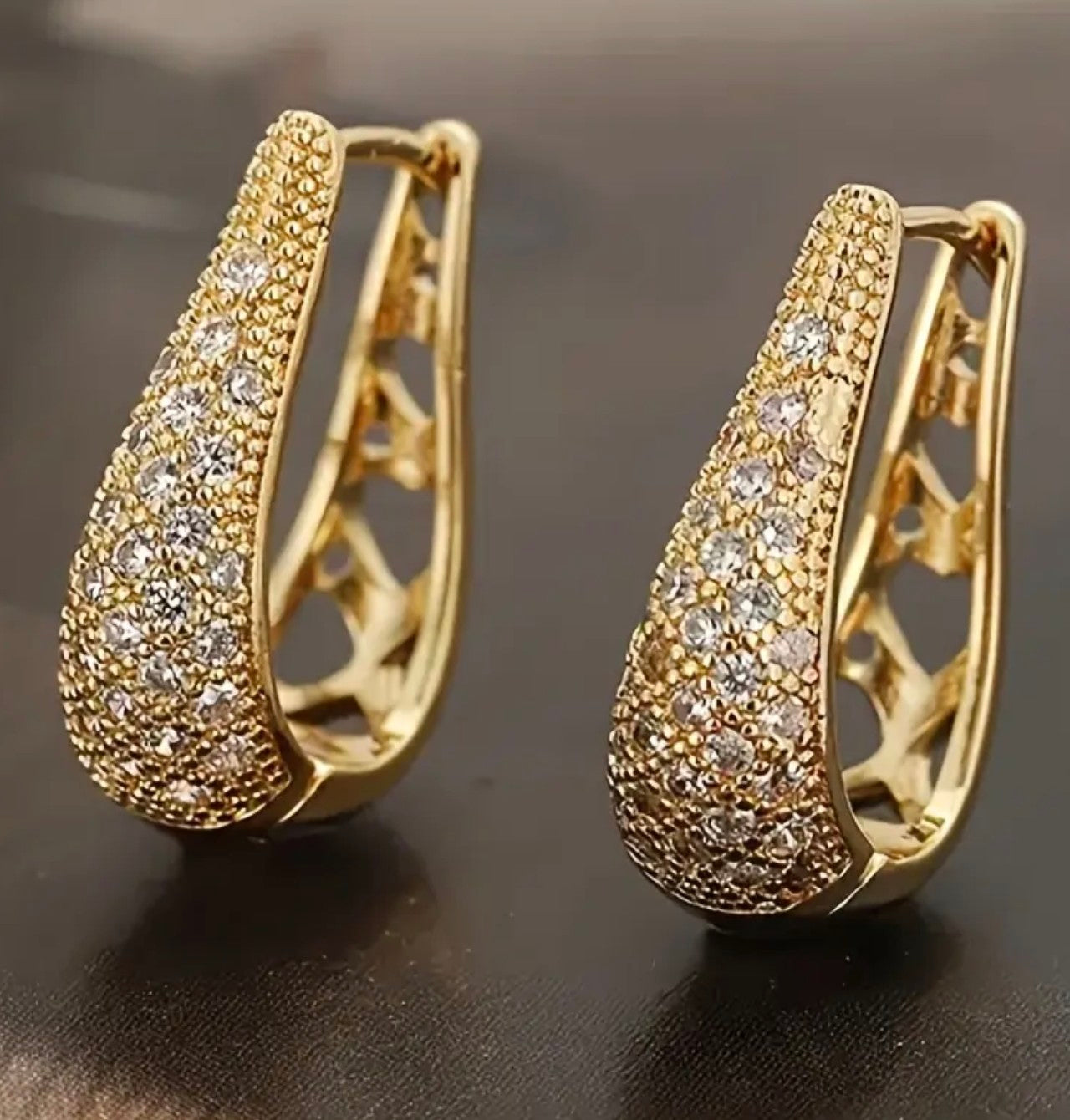 Златни дамски обеци кошнички. Обява номер 77