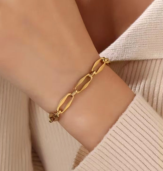 Златна дамска гривна Обява номер 73